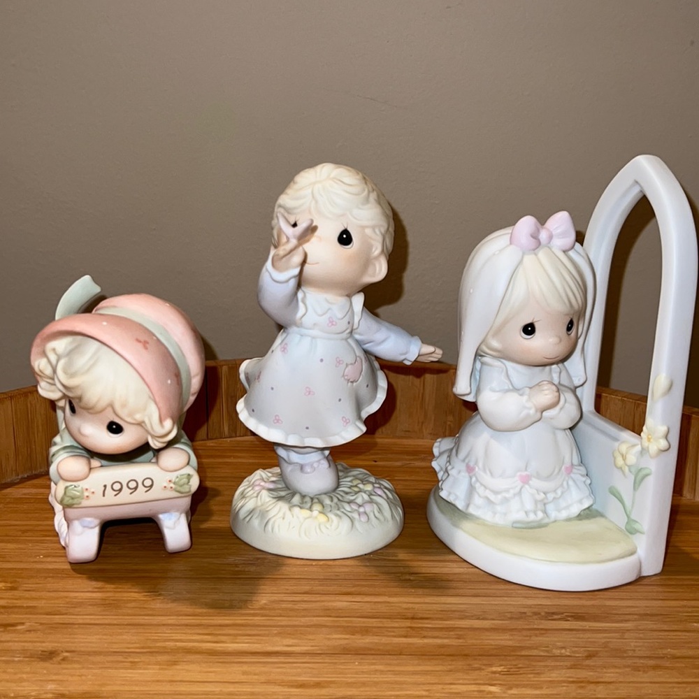 Precious Moments Figurines